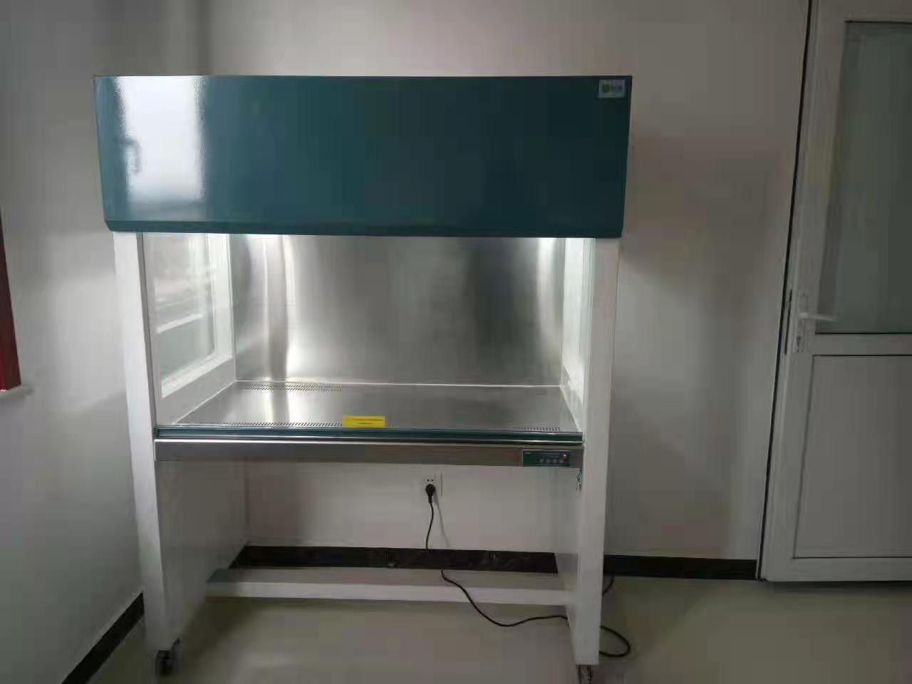 Banco limpio de flujo laminar