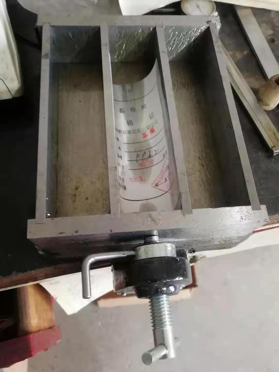 Molde de prueba de práctica sUAVe de cemento de acero